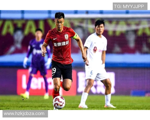 山东鲁能与亚泰精彩对决直播全程回顾与赛后分析